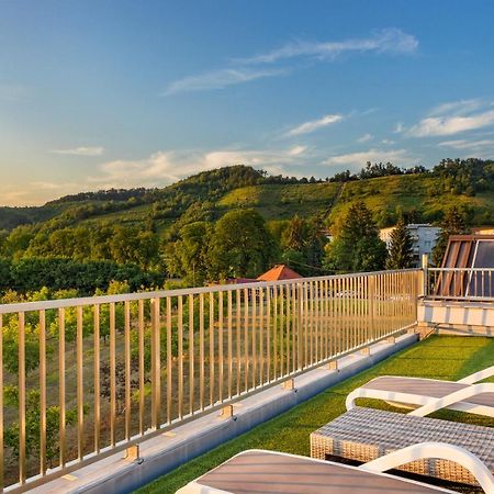 Contemporary Apartment With Rooftop Terrace In Maribor Exterior photo